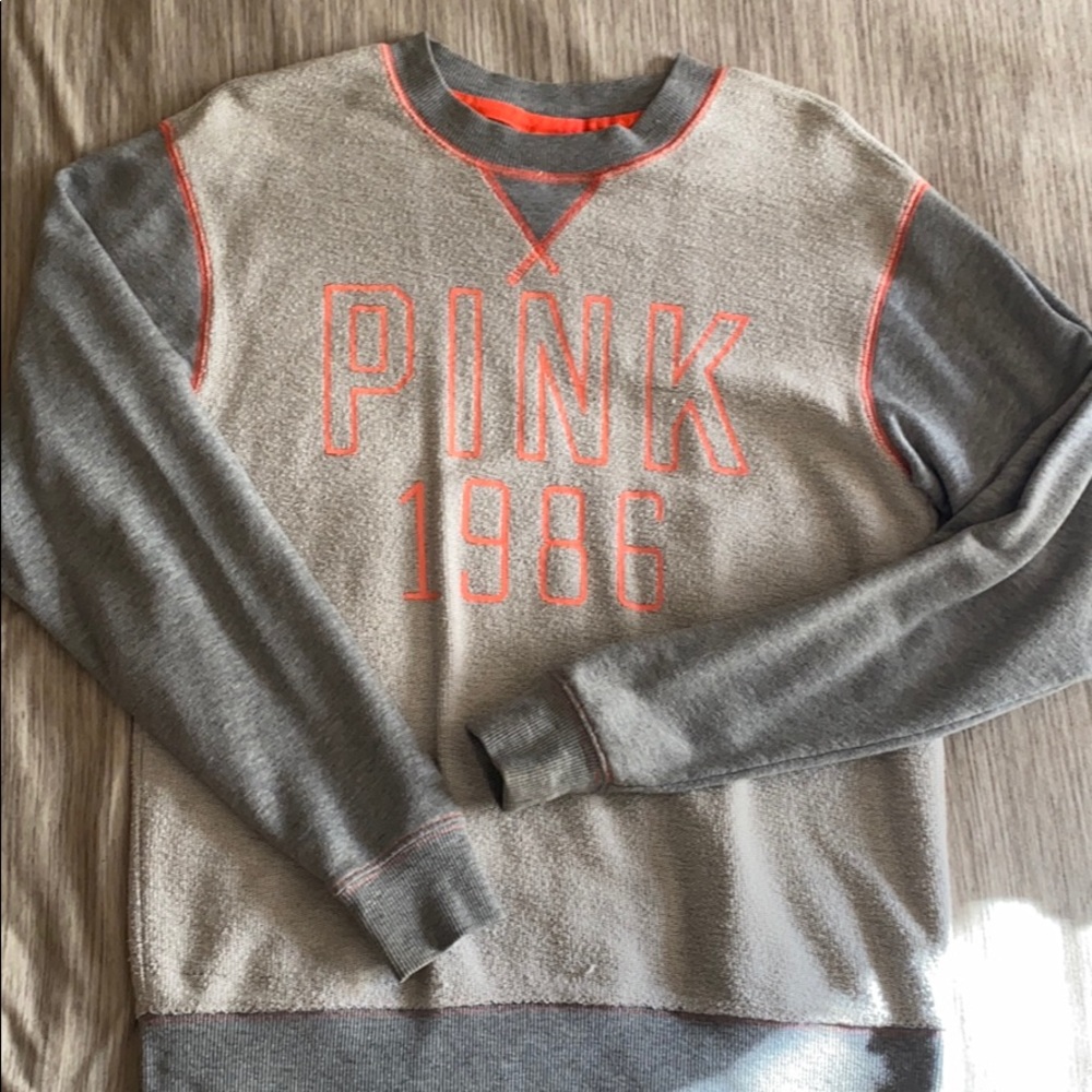 VS Pullover Crewneck